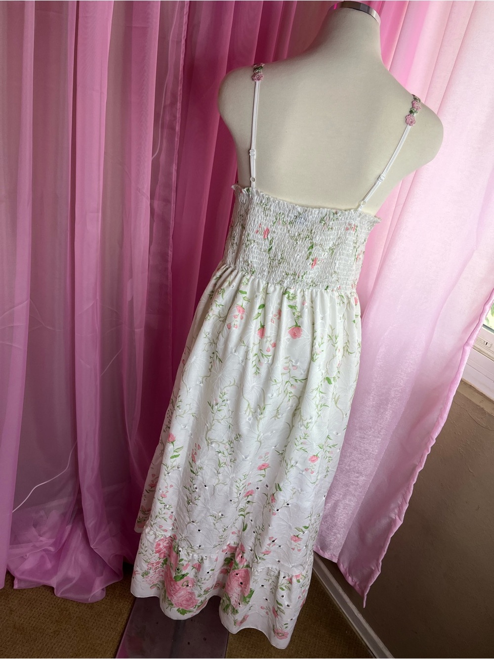 SHEIN White Maxi Dress with Pink Floral Print - Picture 6 of 9
